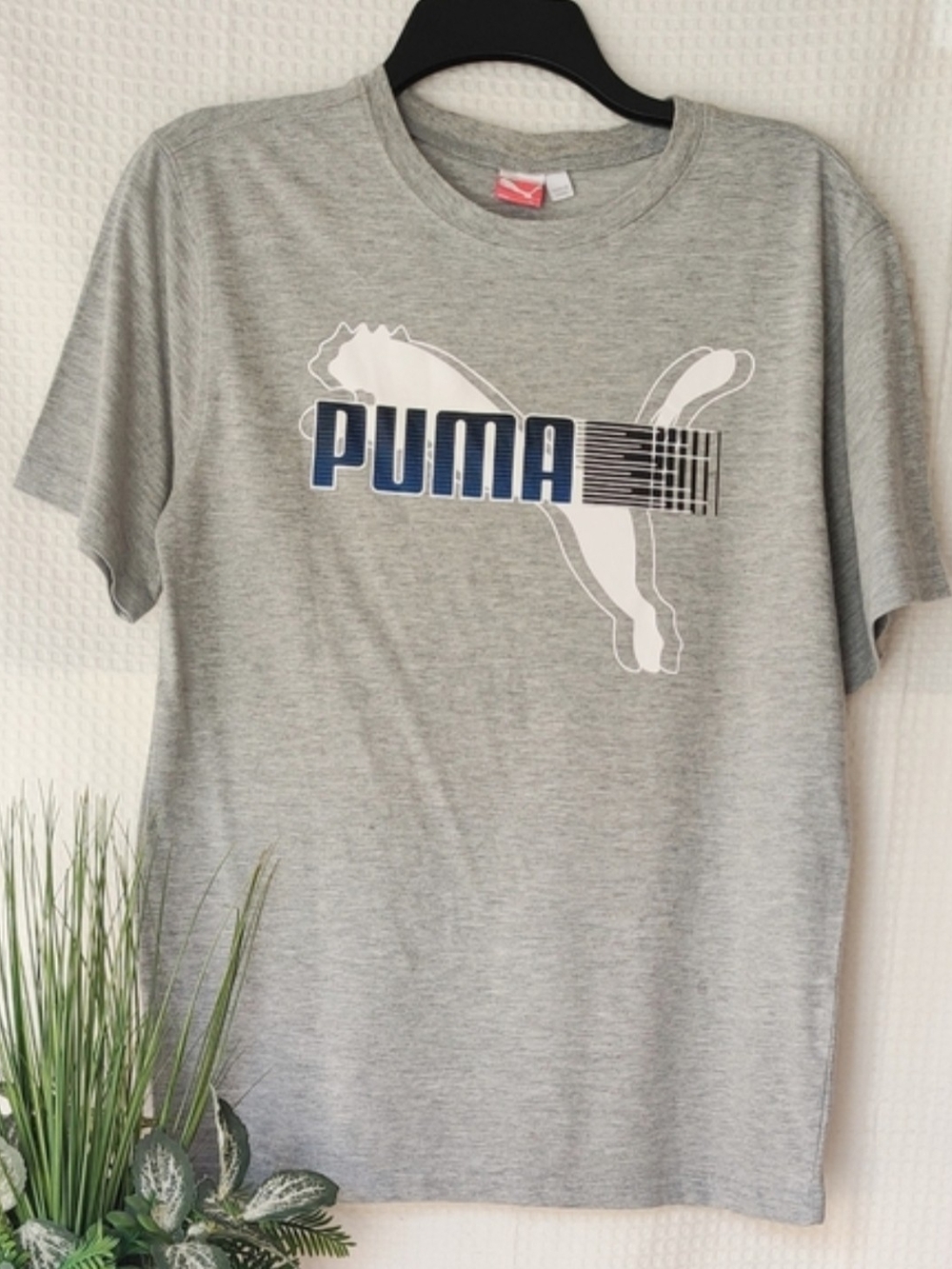 Puma Boy’s Heather Gray Graphic Logo T-Shirt